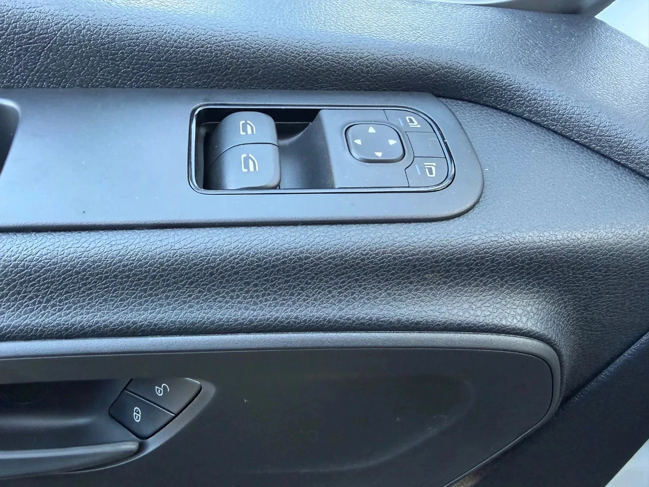 Hoofdafbeelding Mercedes-Benz 