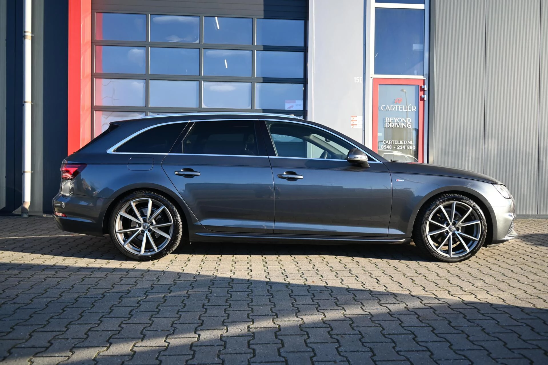 Hoofdafbeelding Audi A4