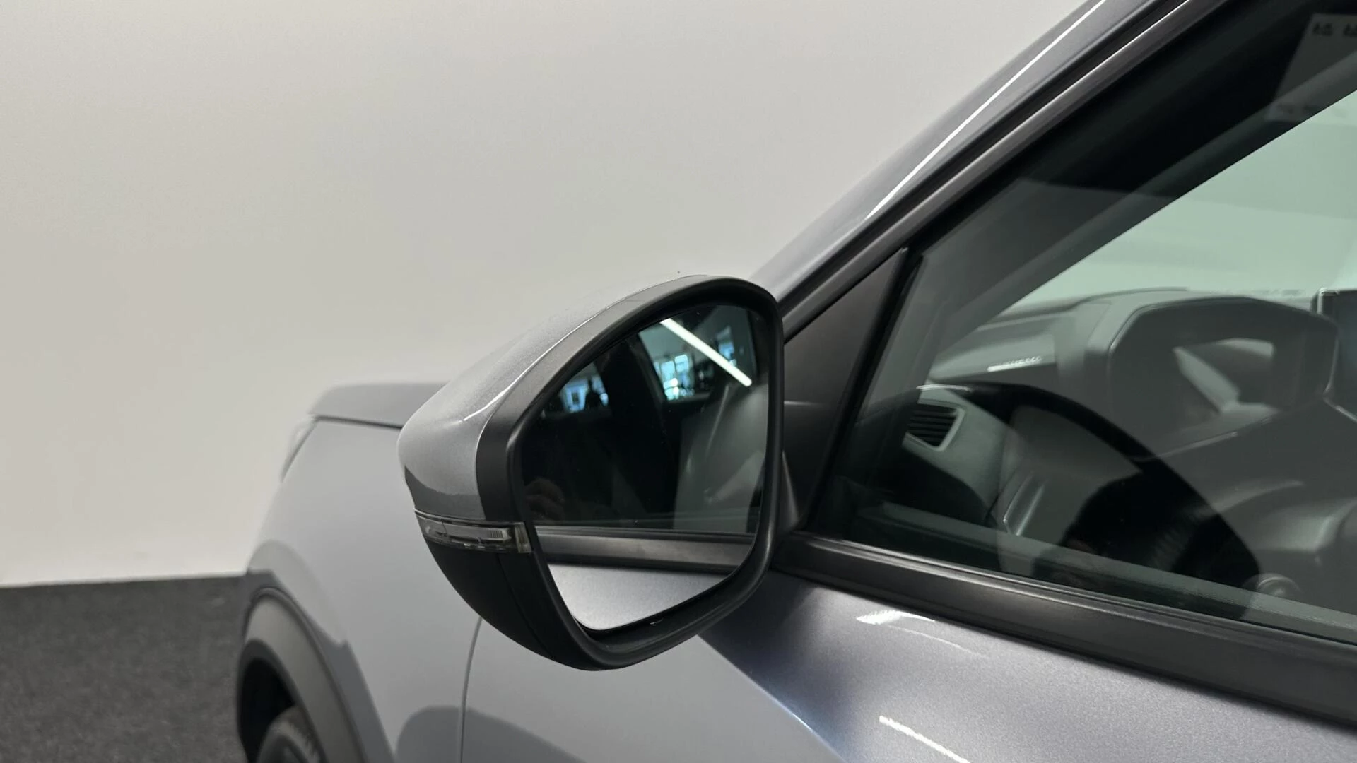 Hoofdafbeelding Peugeot e-2008