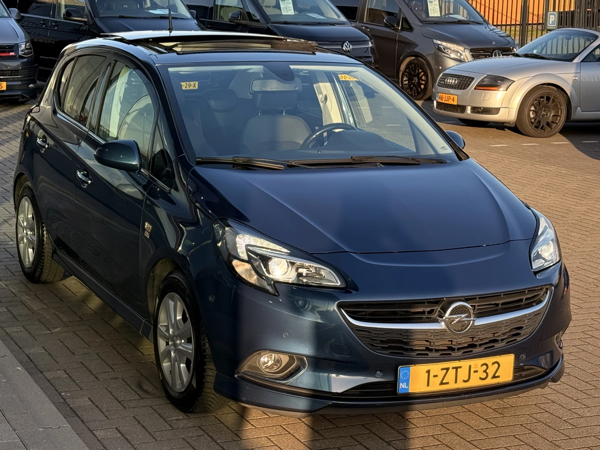 Hoofdafbeelding Opel Corsa