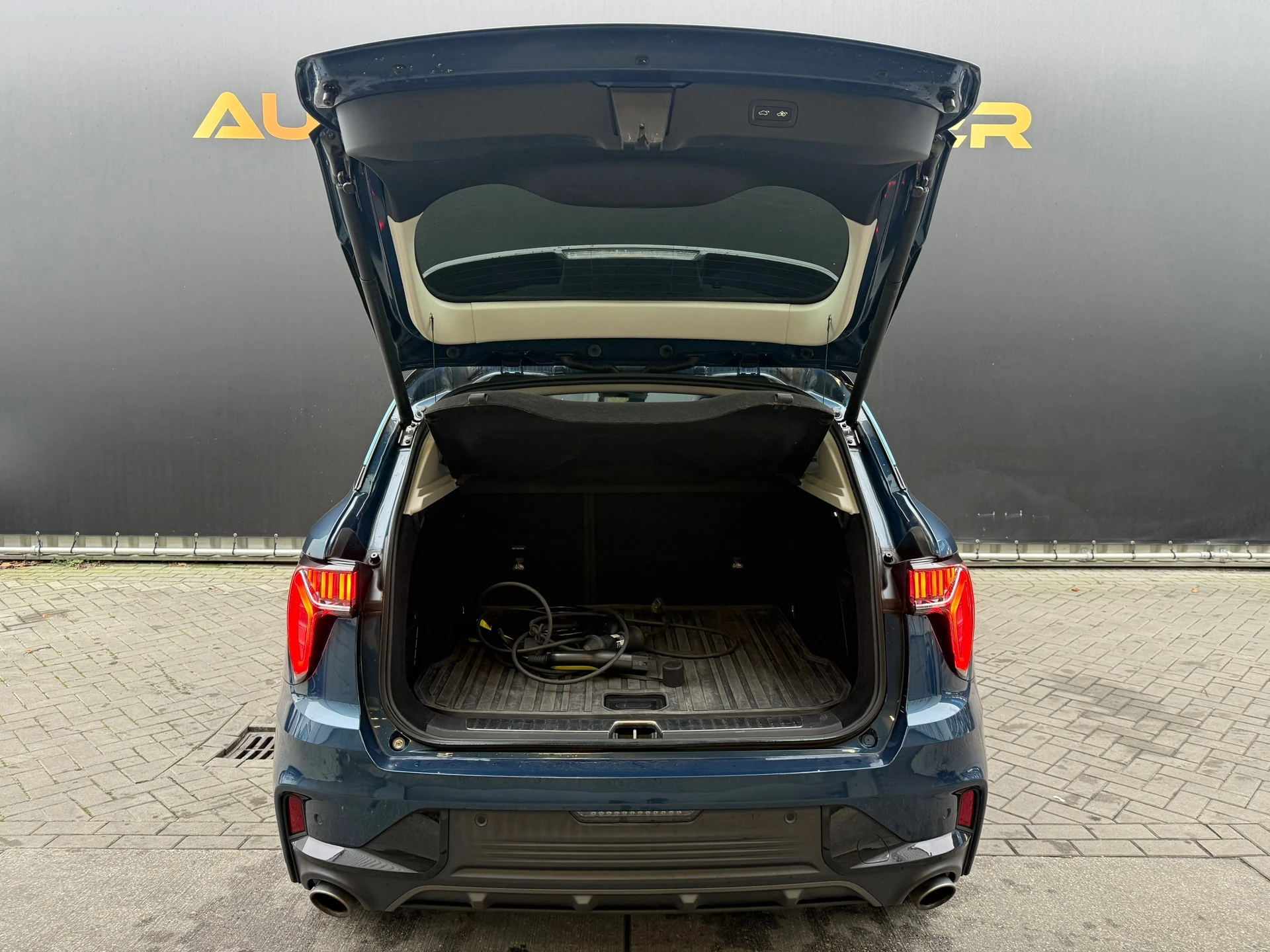 Hoofdafbeelding Lynk & Co 01