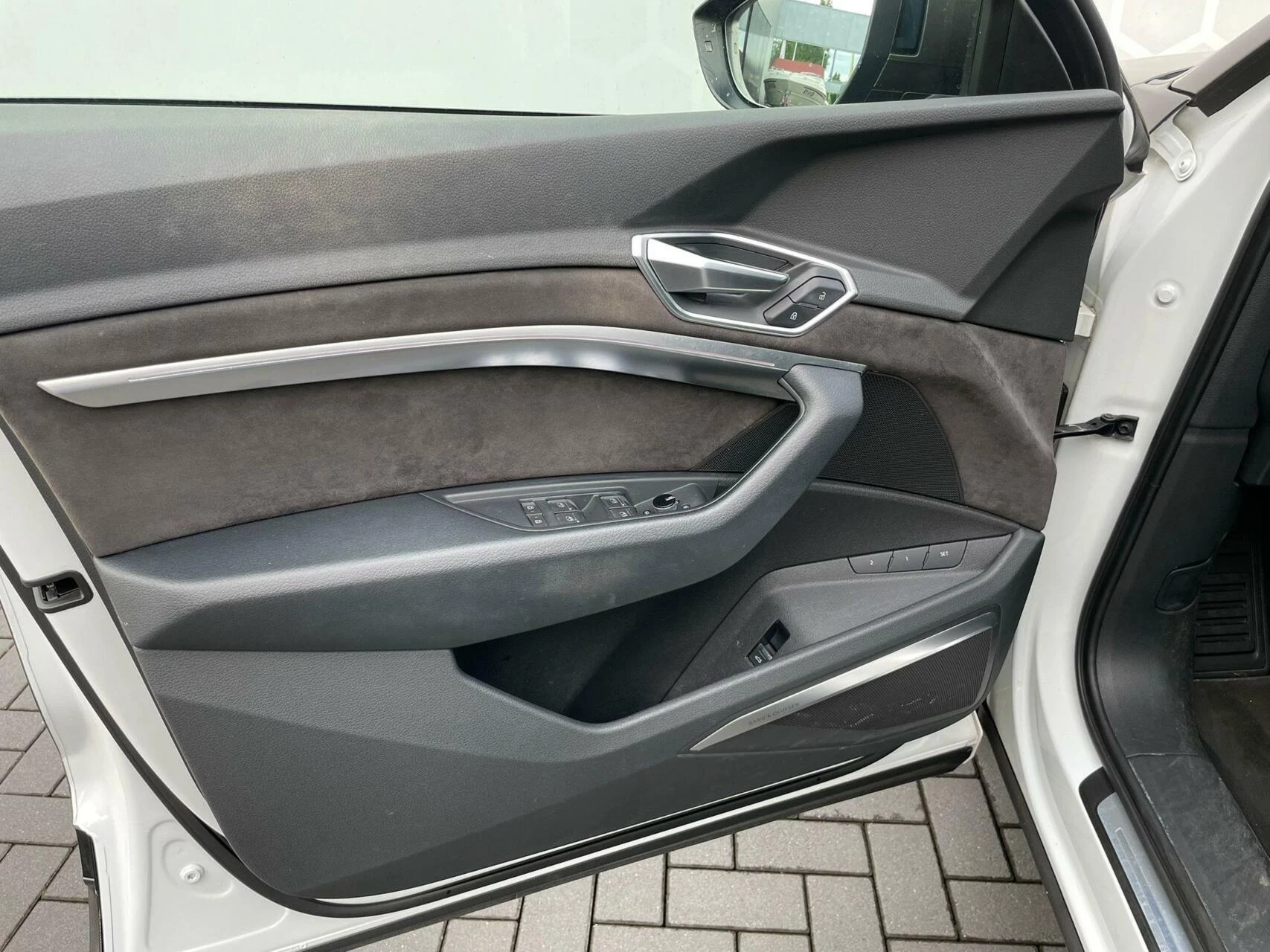 Hoofdafbeelding Audi e-tron