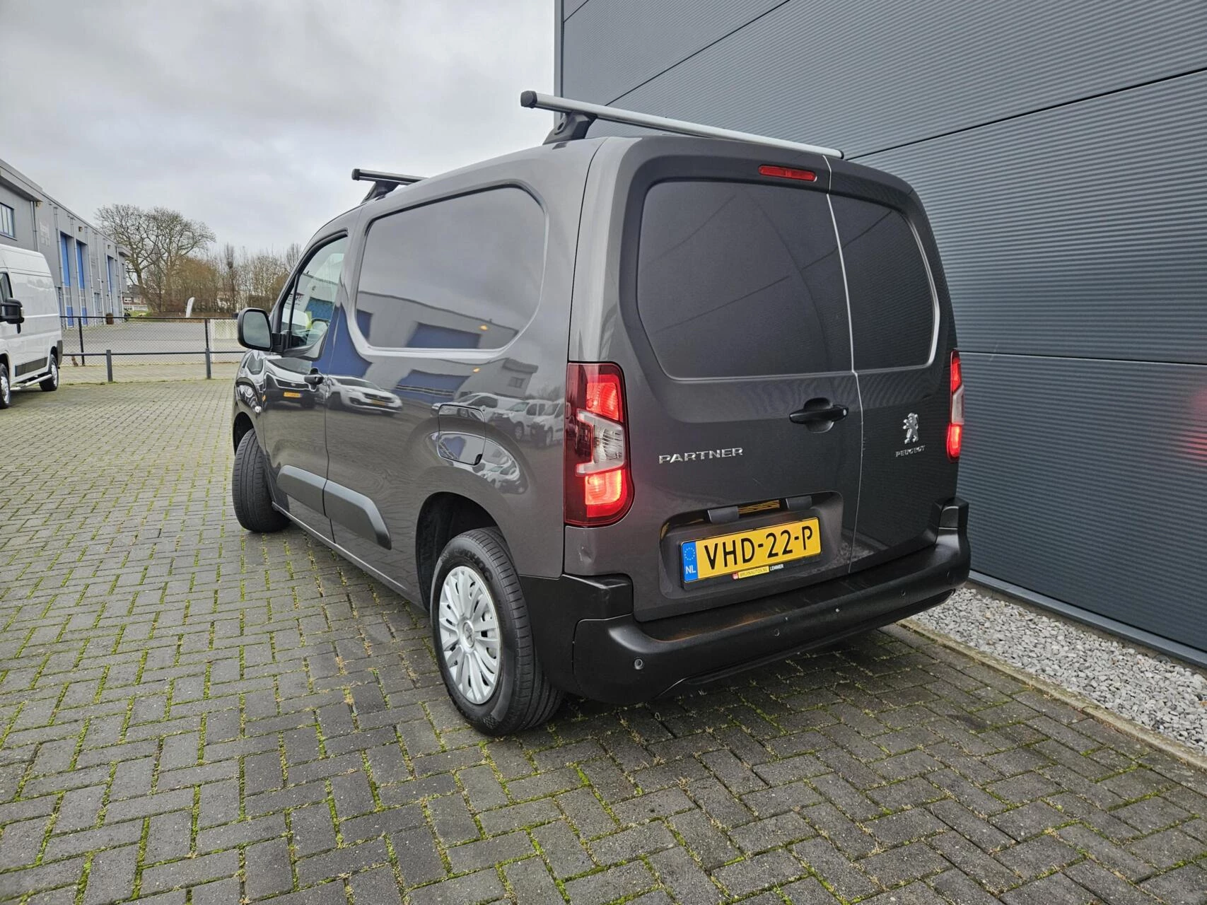 Hoofdafbeelding Peugeot Partner