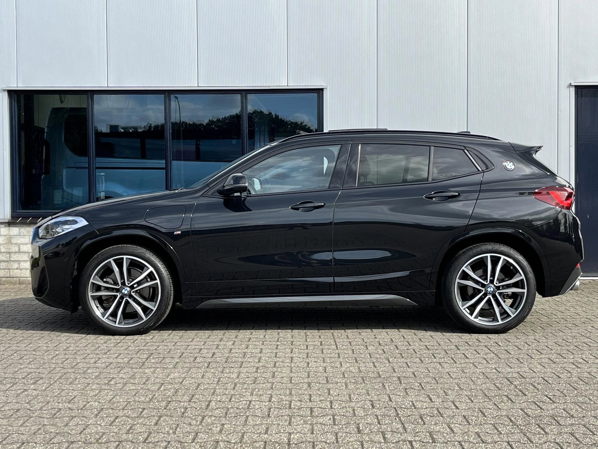 Hoofdafbeelding BMW X2