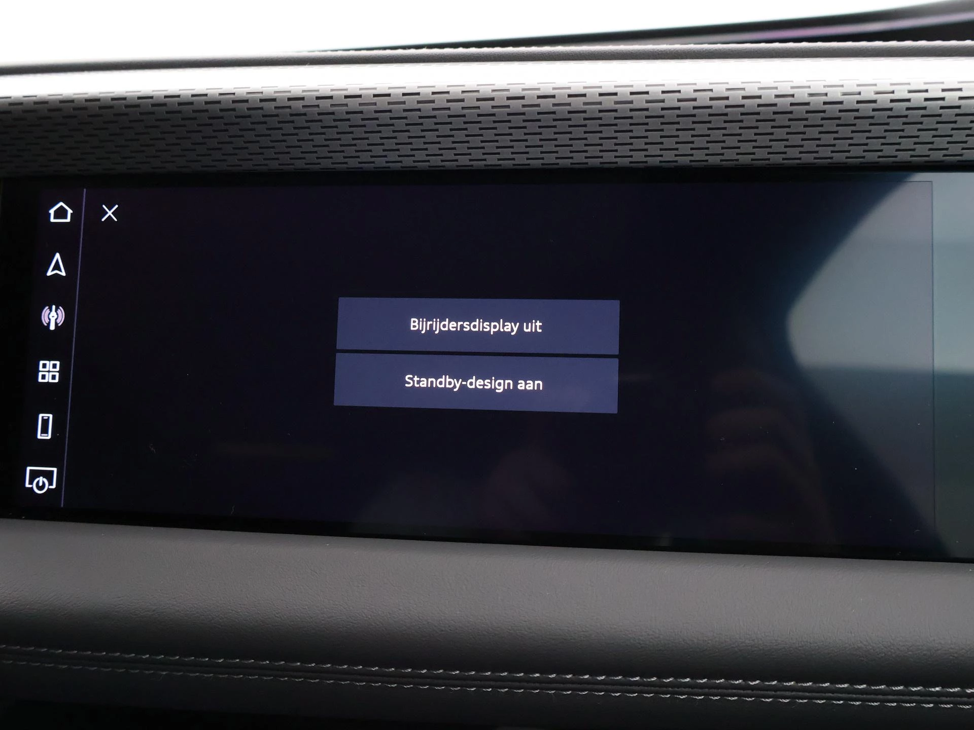 Hoofdafbeelding Audi A6 Avant e-tron