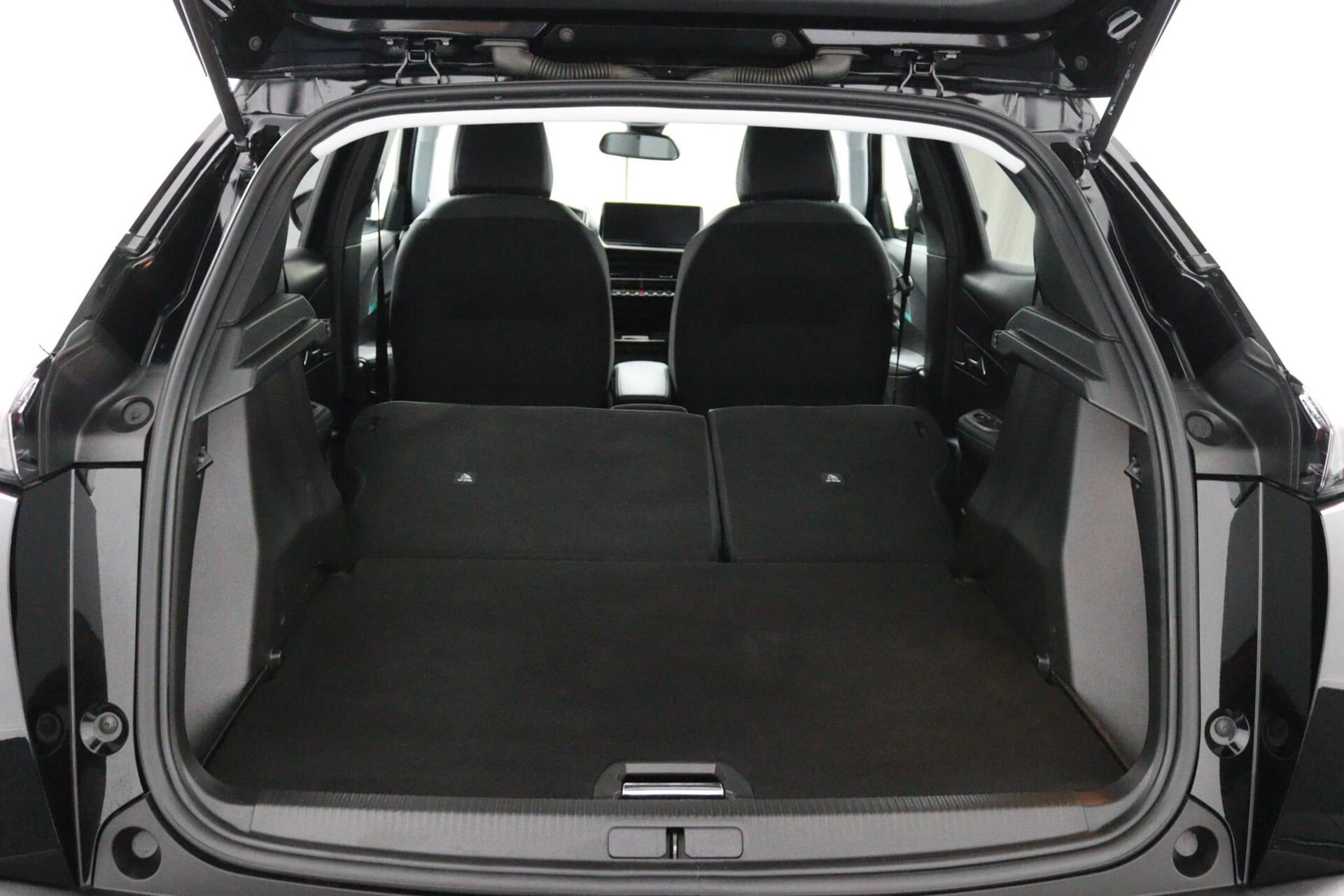 Hoofdafbeelding Peugeot e-2008
