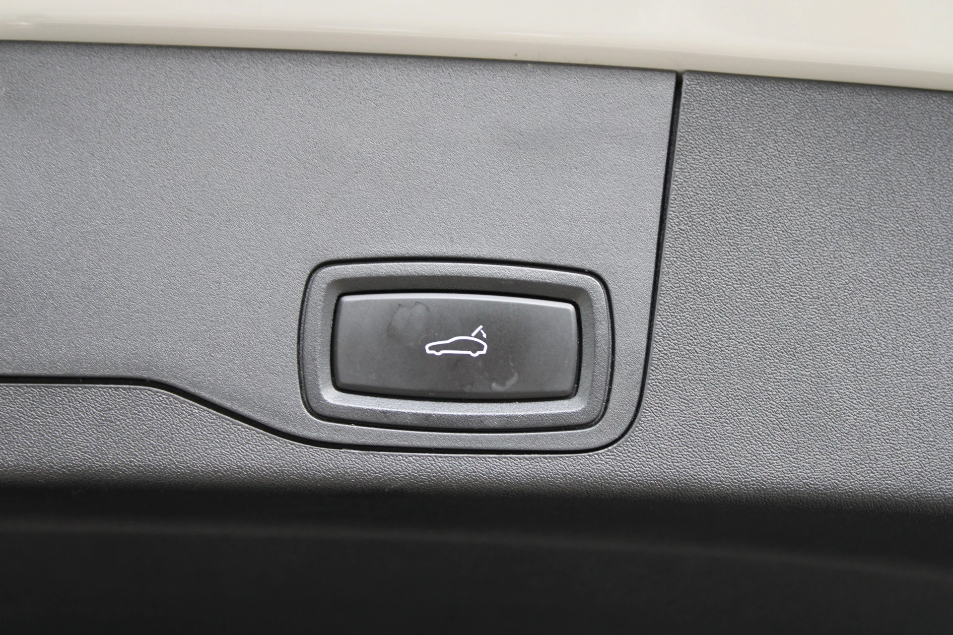 Hoofdafbeelding Porsche Taycan