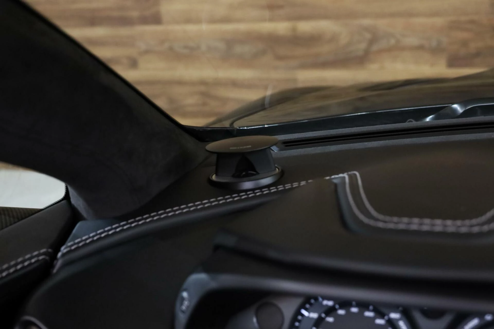 Hoofdafbeelding Aston Martin V12 Vanquish