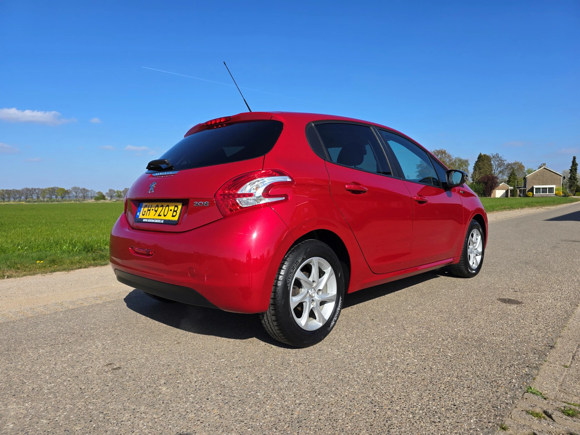 Hoofdafbeelding Peugeot 208