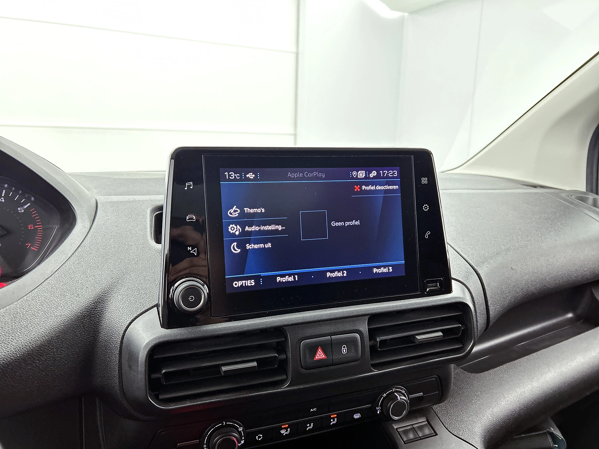 Hoofdafbeelding Peugeot Partner