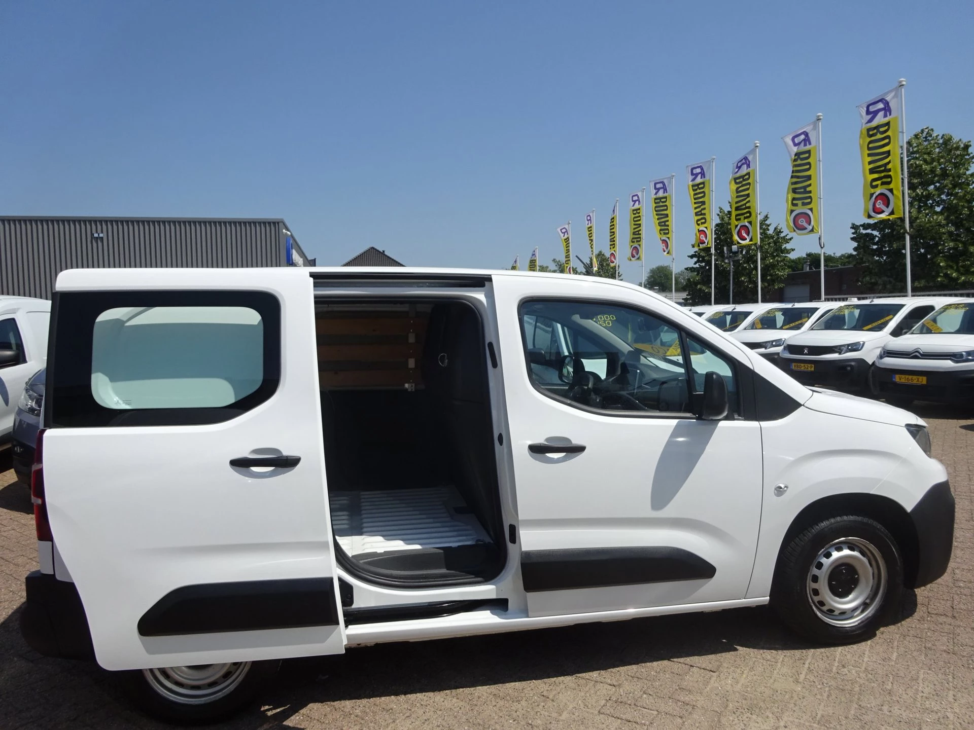 Hoofdafbeelding Peugeot Partner