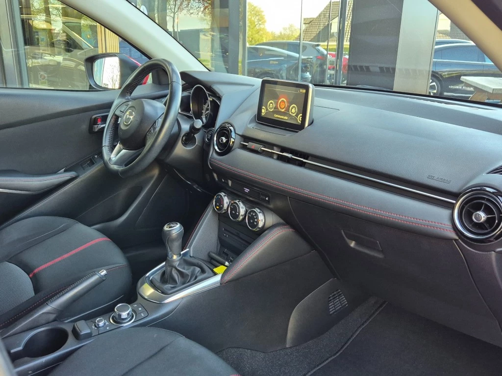 Hoofdafbeelding Mazda 2