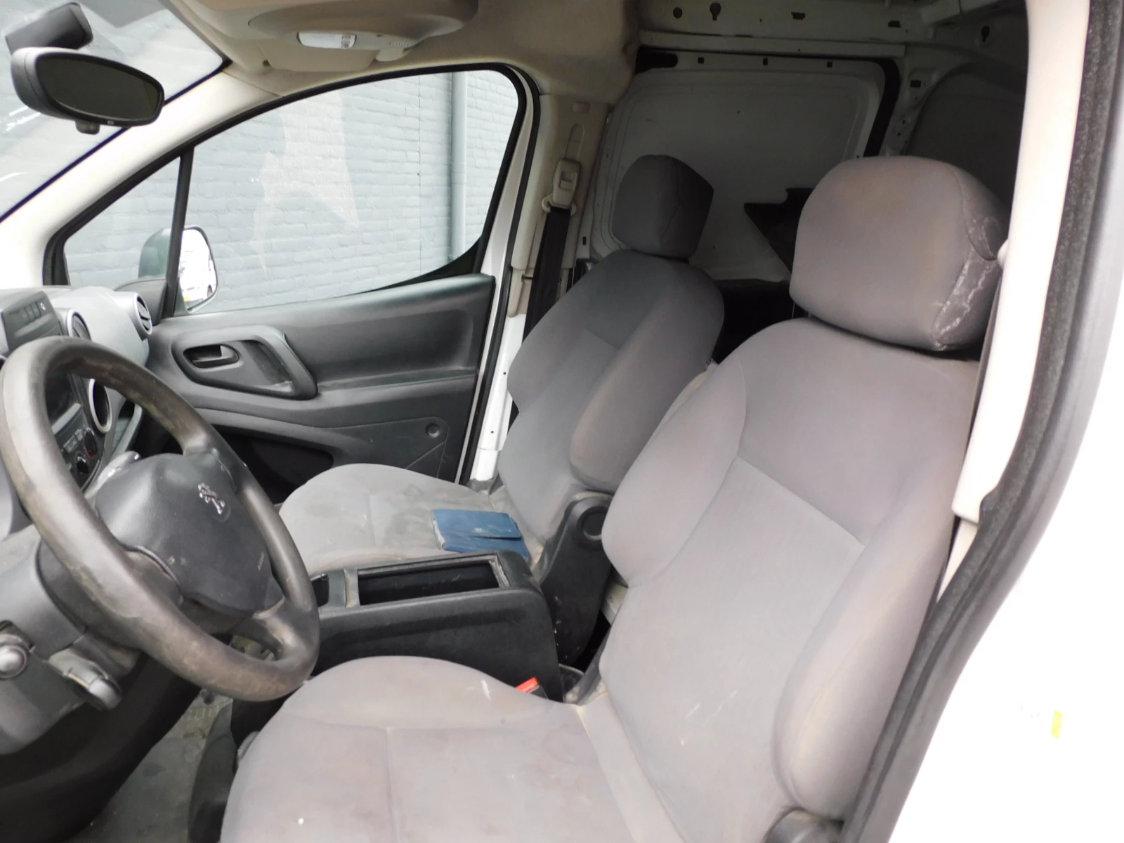 Hoofdafbeelding Peugeot Partner