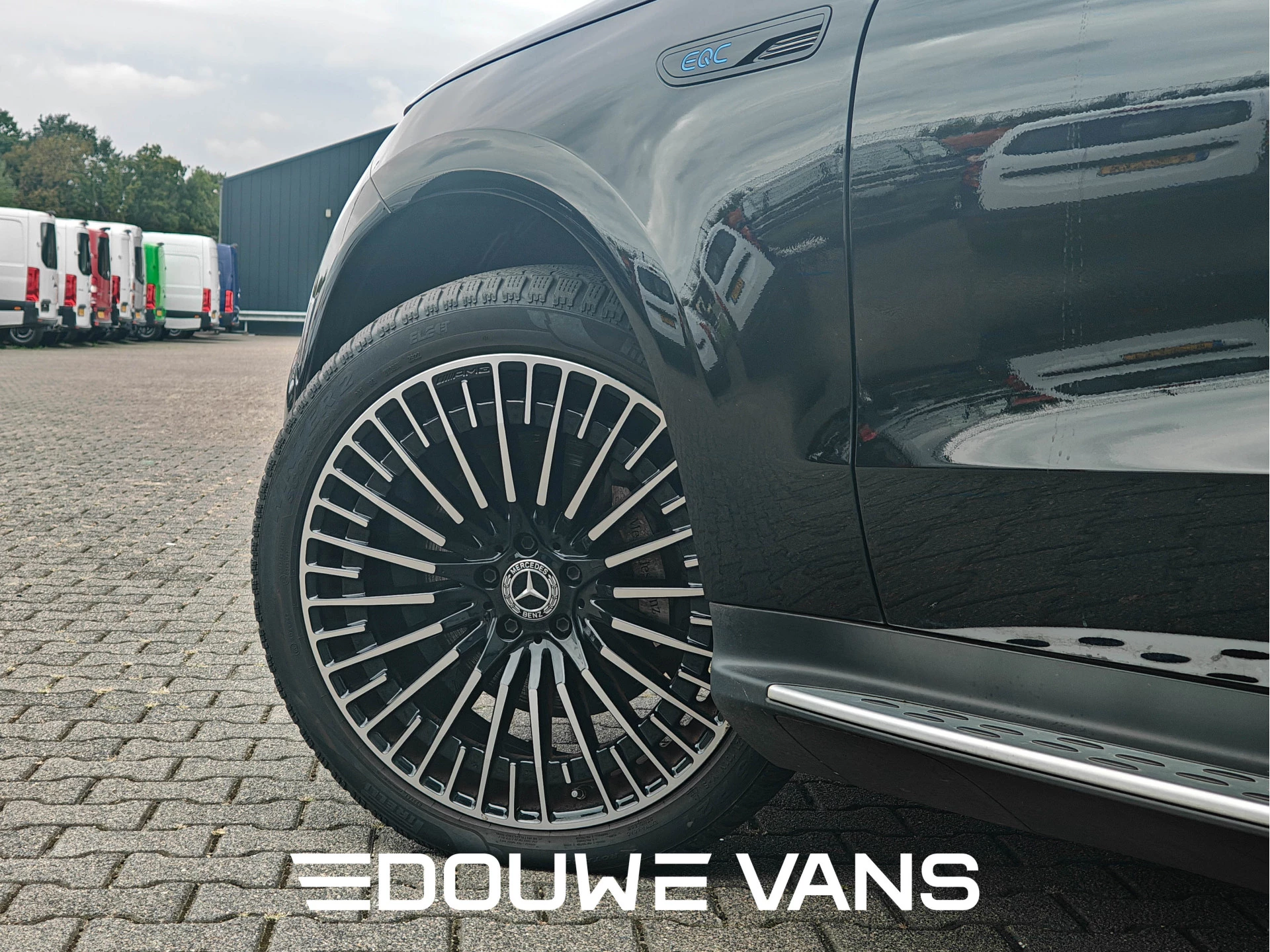 Hoofdafbeelding Mercedes-Benz EQC