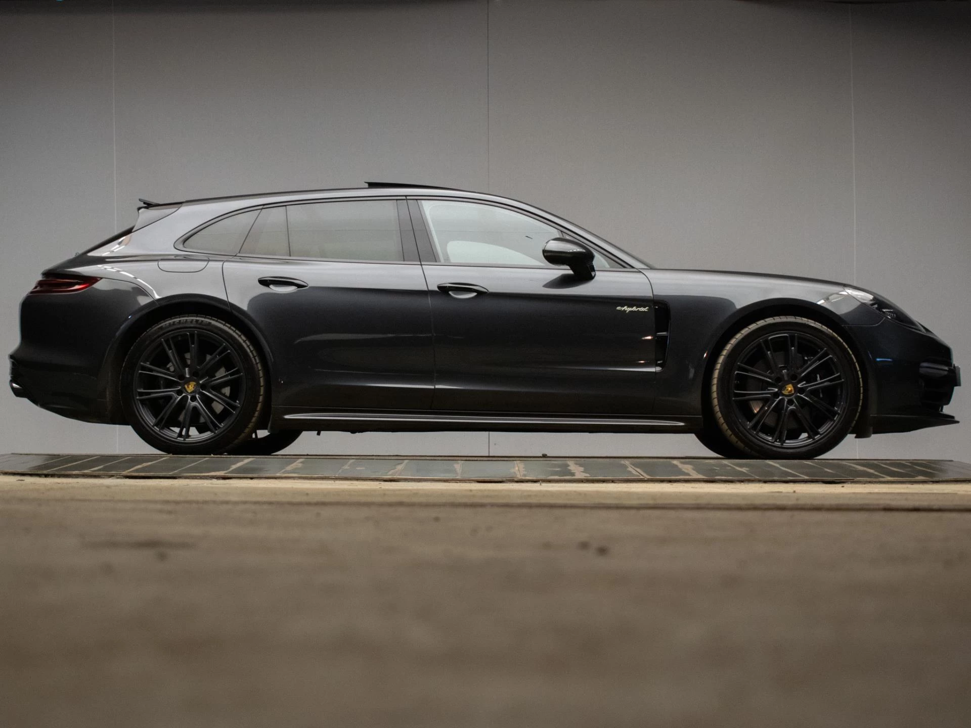 Hoofdafbeelding Porsche Panamera