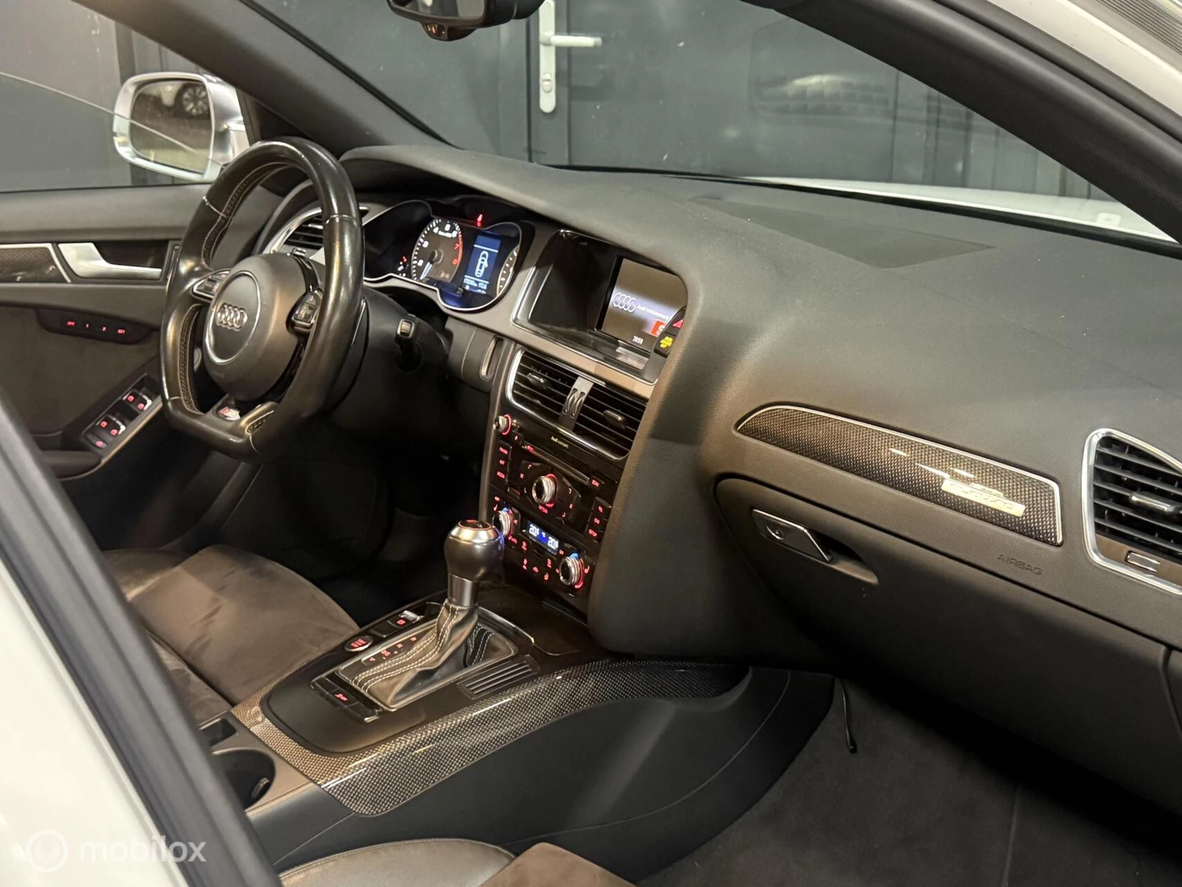 Hoofdafbeelding Audi S4