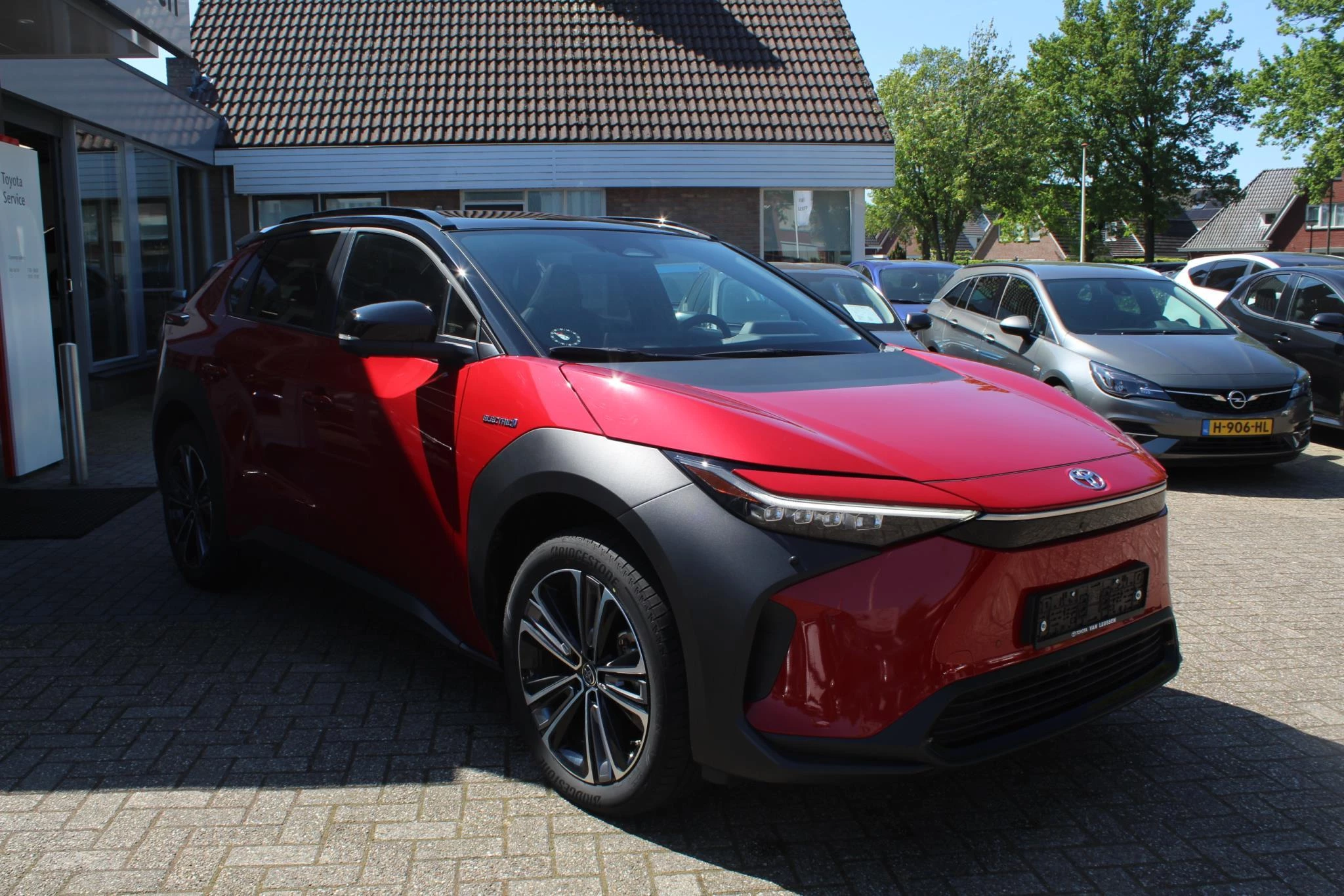 Hoofdafbeelding Toyota bZ4X