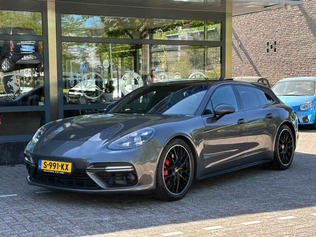 Hoofdafbeelding Porsche Panamera