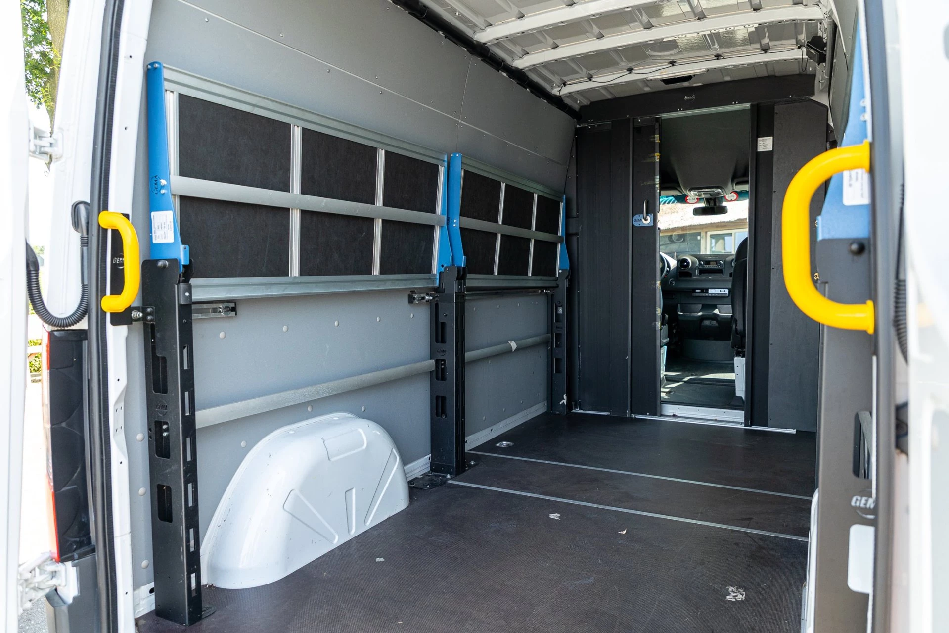 Hoofdafbeelding Mercedes-Benz eSprinter