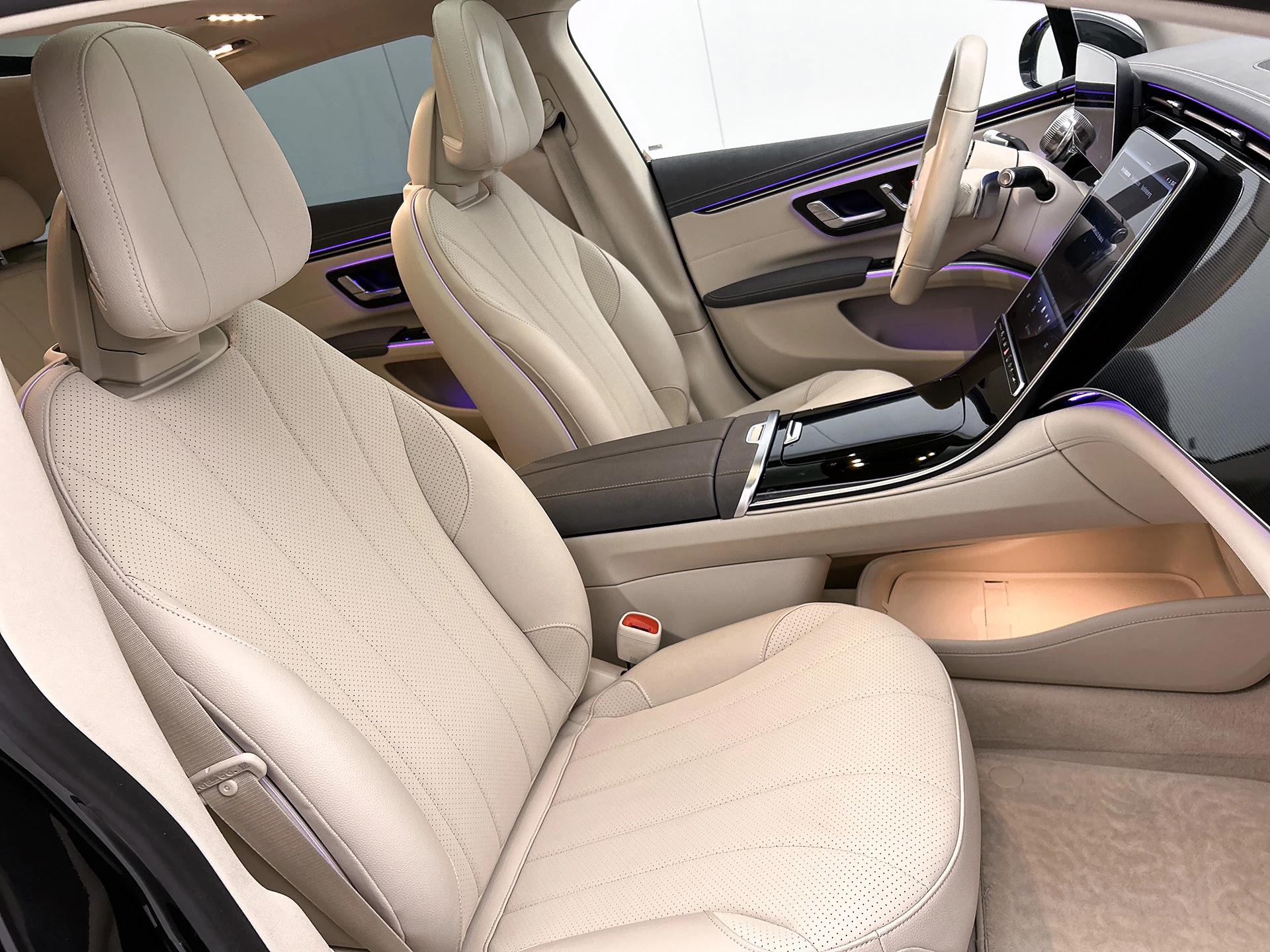 Hoofdafbeelding Mercedes-Benz EQS