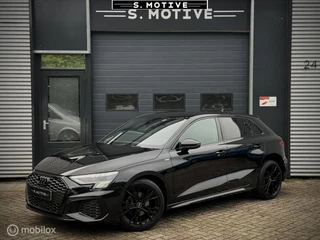 Hoofdafbeelding Audi A3 Audi A3 Sportback 30 TFSI S edition nw APK full Black 2021!
