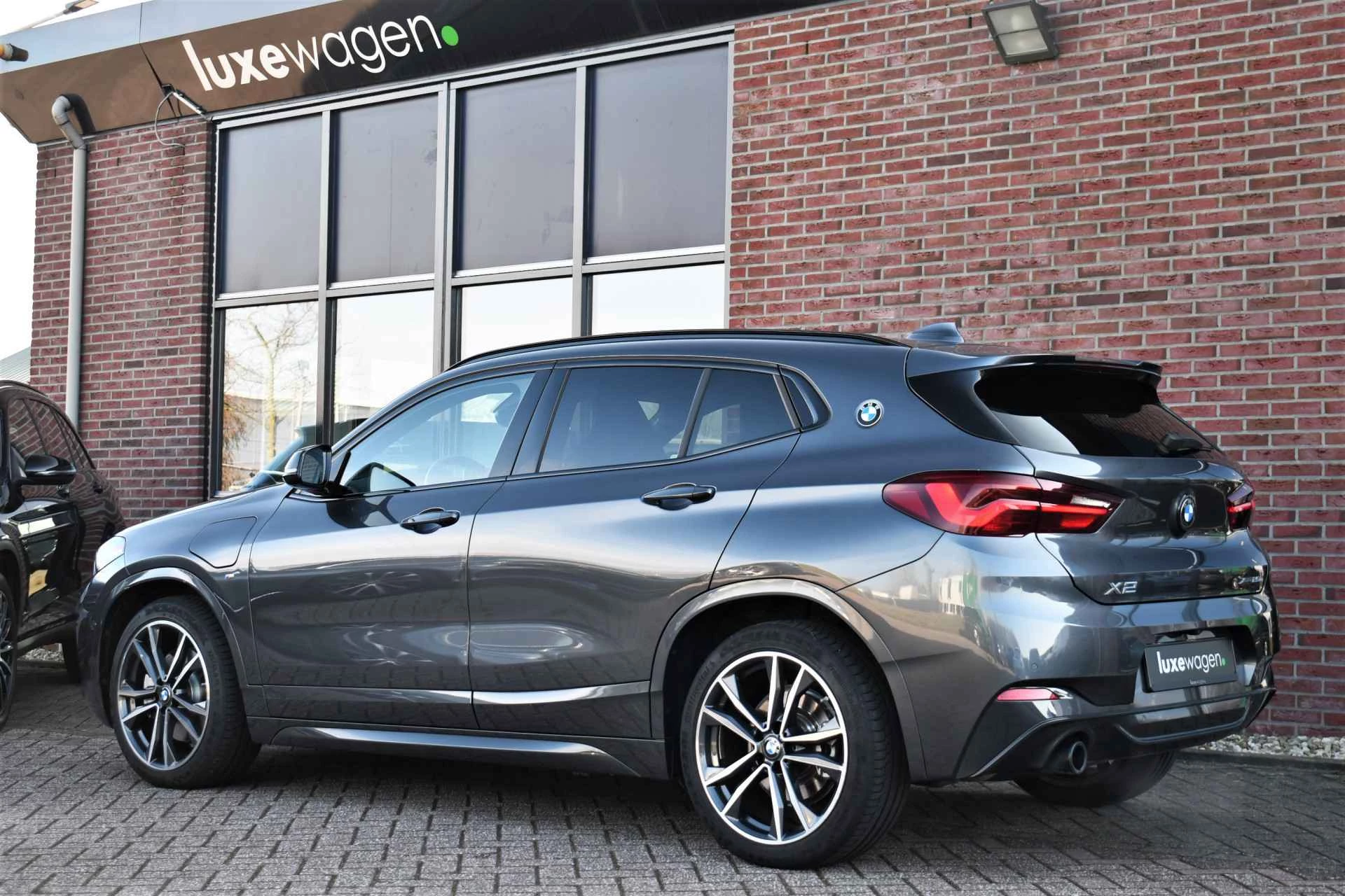 Hoofdafbeelding BMW X2