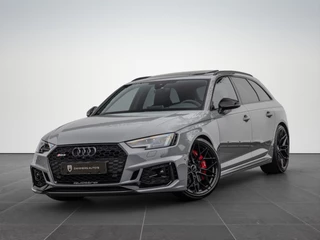 Hoofdafbeelding Audi RS4 Audi RS4 Avant 2.9 TFSI 450pk Quattro Pano HuD B&O 20'' ACC Matrix 280 km/h