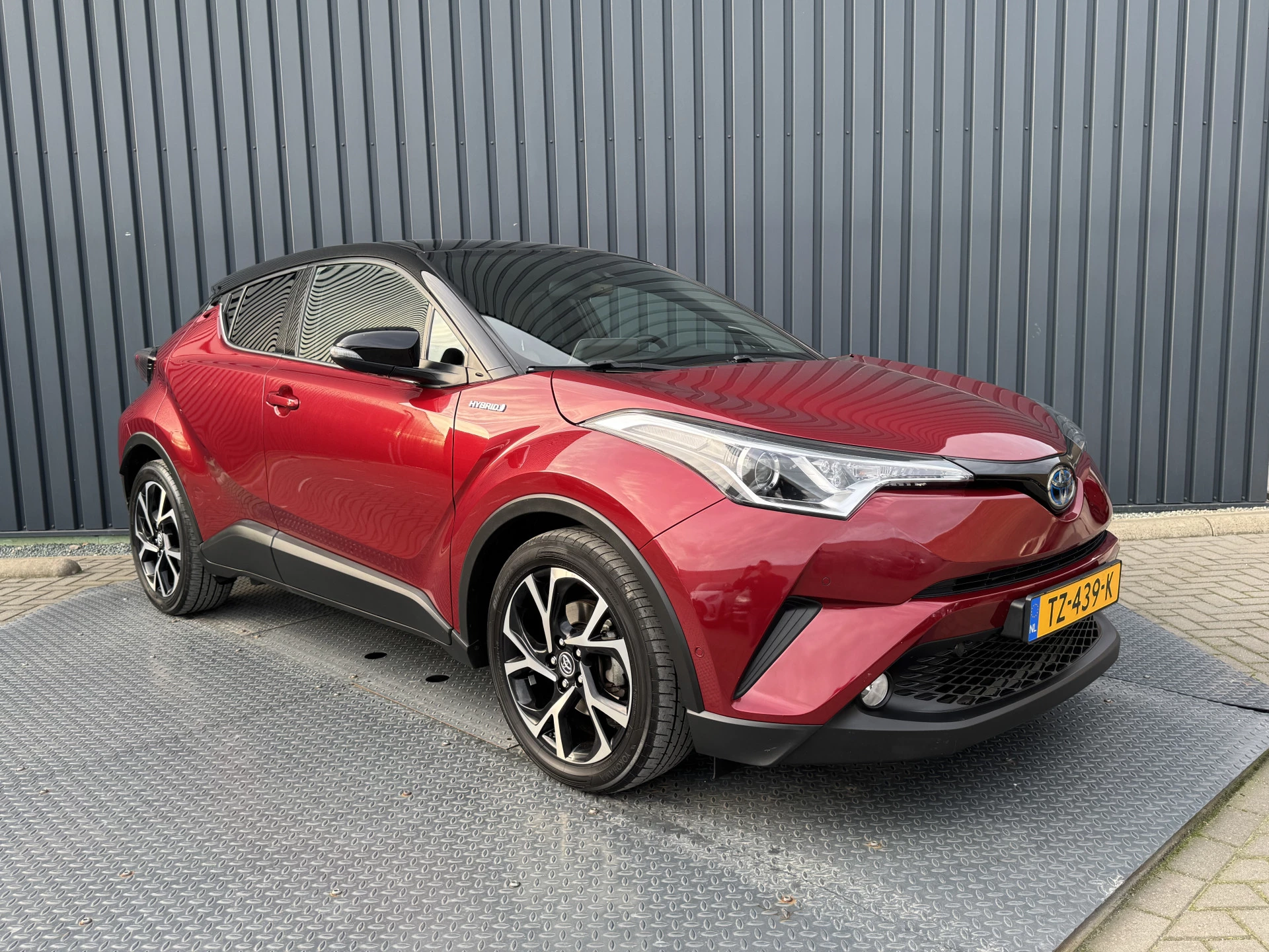 Hoofdafbeelding Toyota C-HR