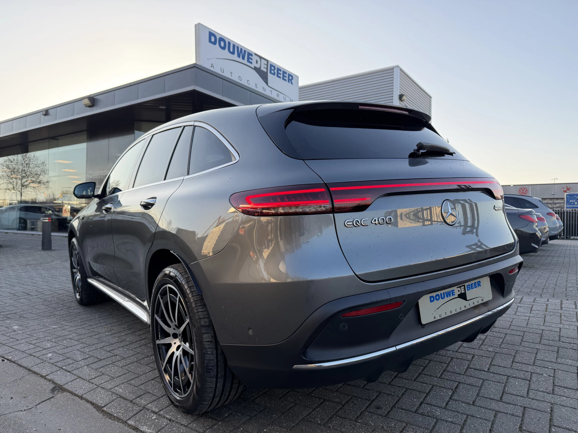 Hoofdafbeelding Mercedes-Benz EQC