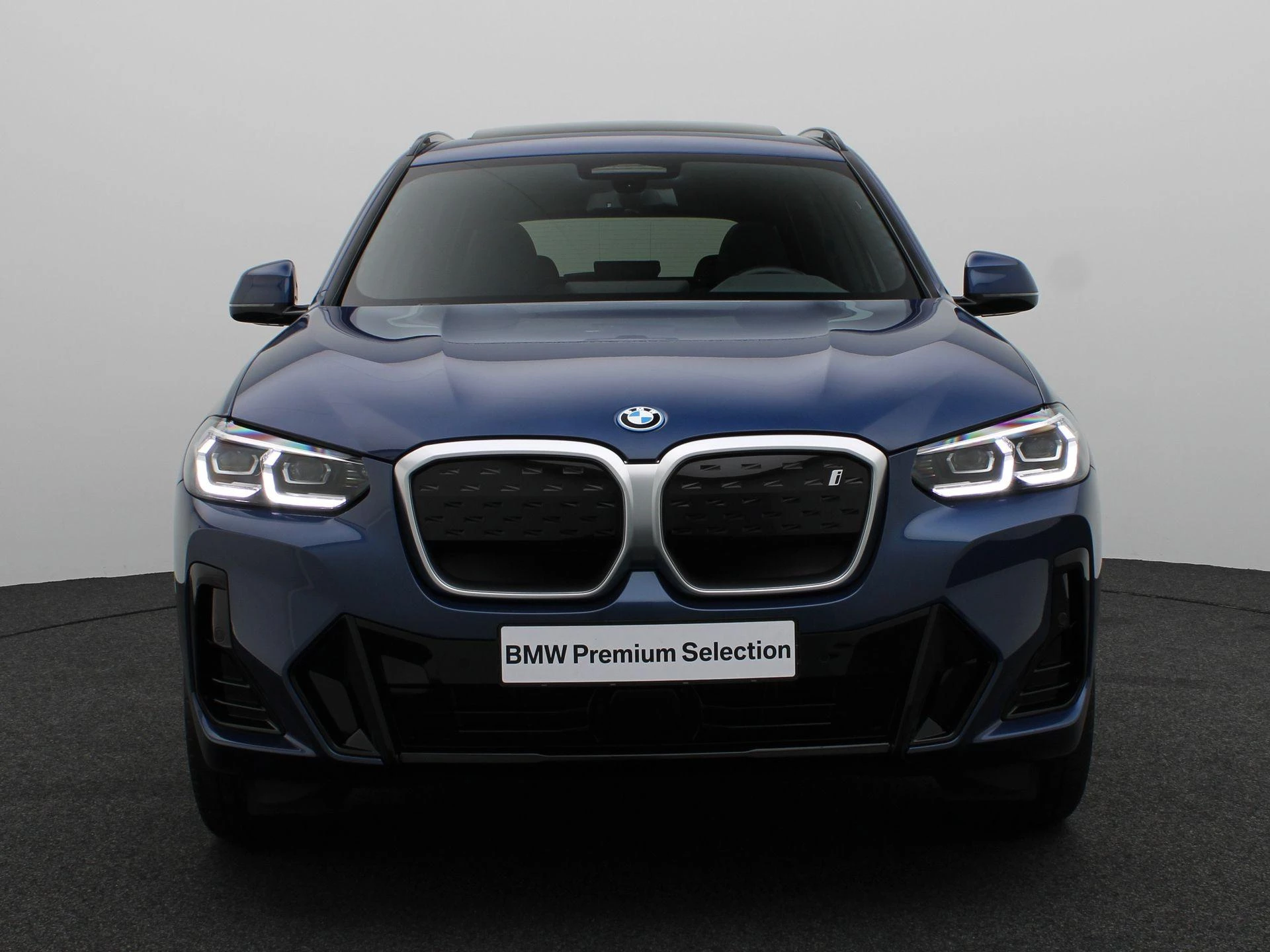Hoofdafbeelding BMW iX3