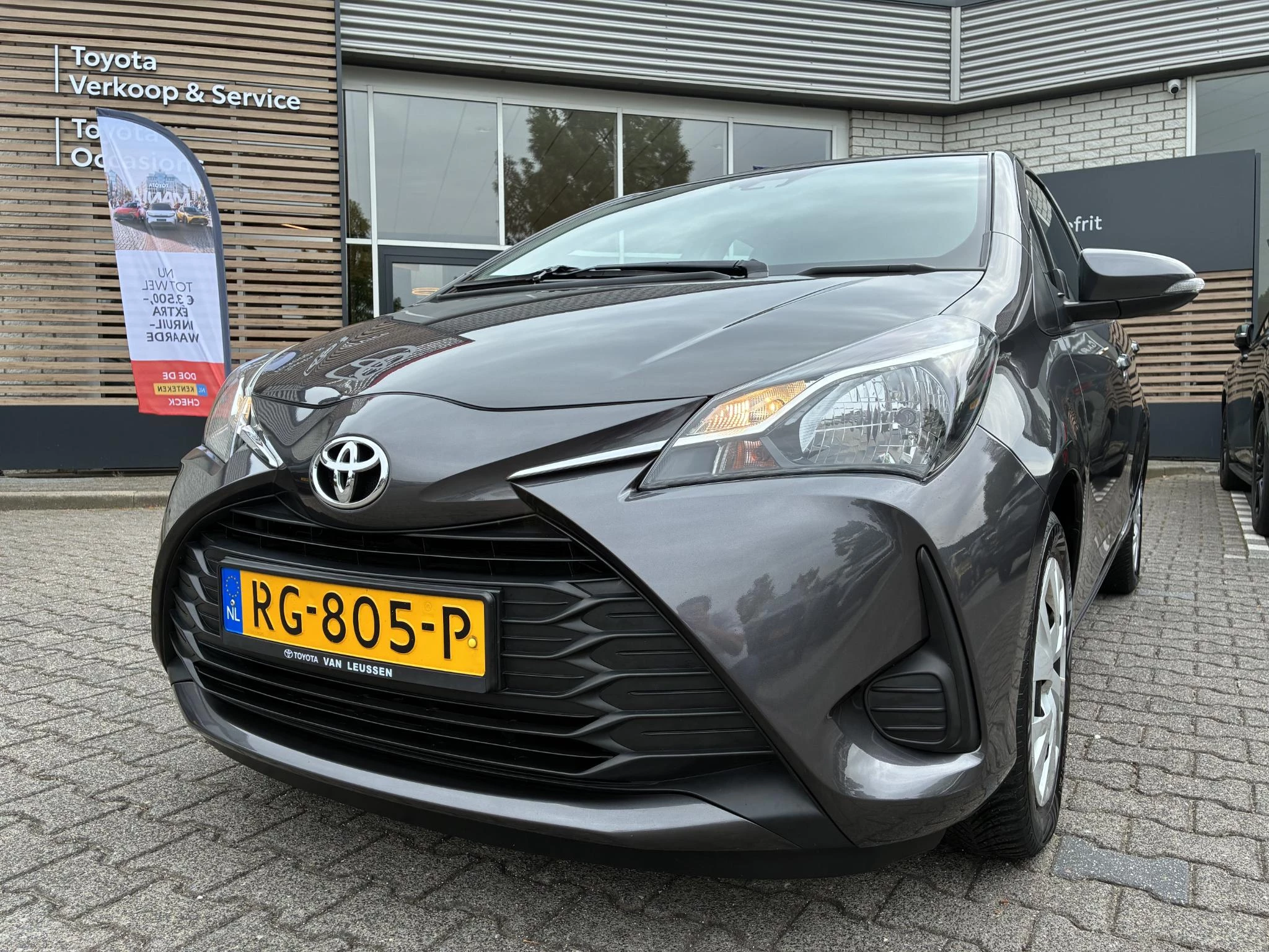 Hoofdafbeelding Toyota Yaris