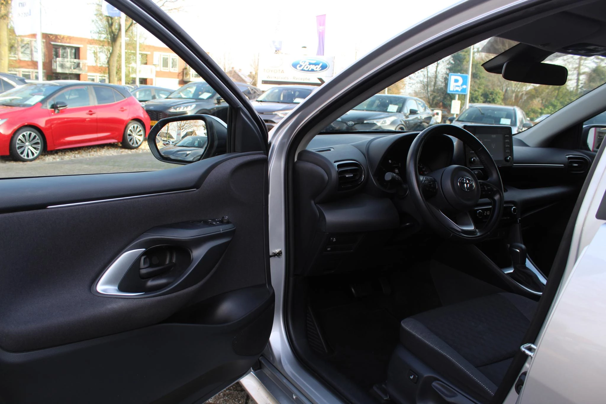 Hoofdafbeelding Toyota Yaris