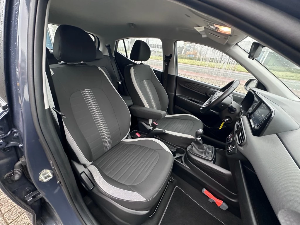 Hoofdafbeelding Hyundai i10