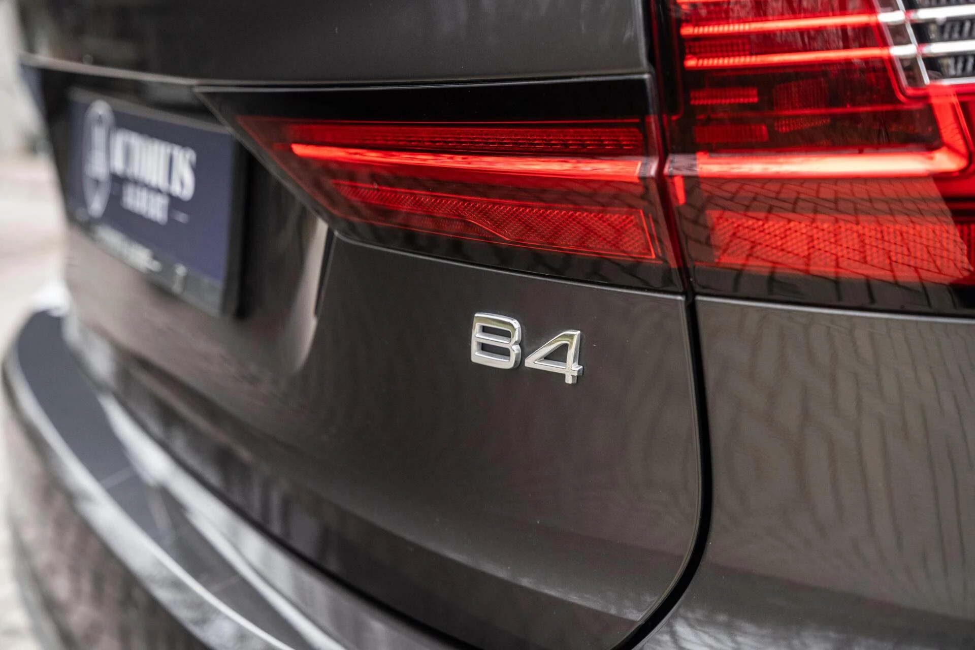 Hoofdafbeelding Volvo V90