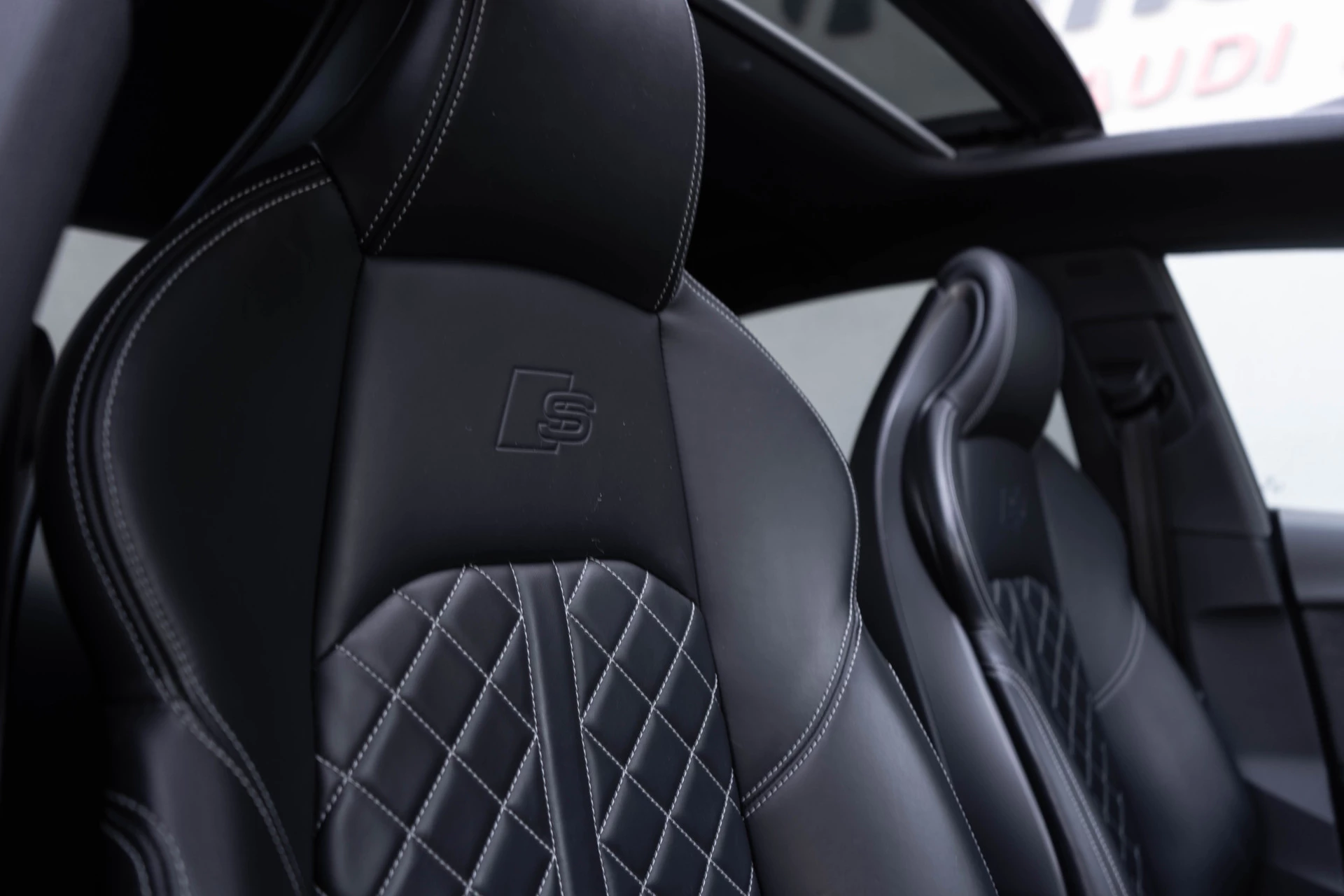 Hoofdafbeelding Audi S5