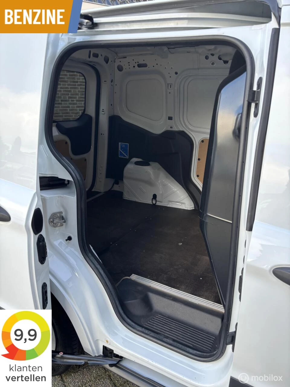 Hoofdafbeelding Ford Transit Courier