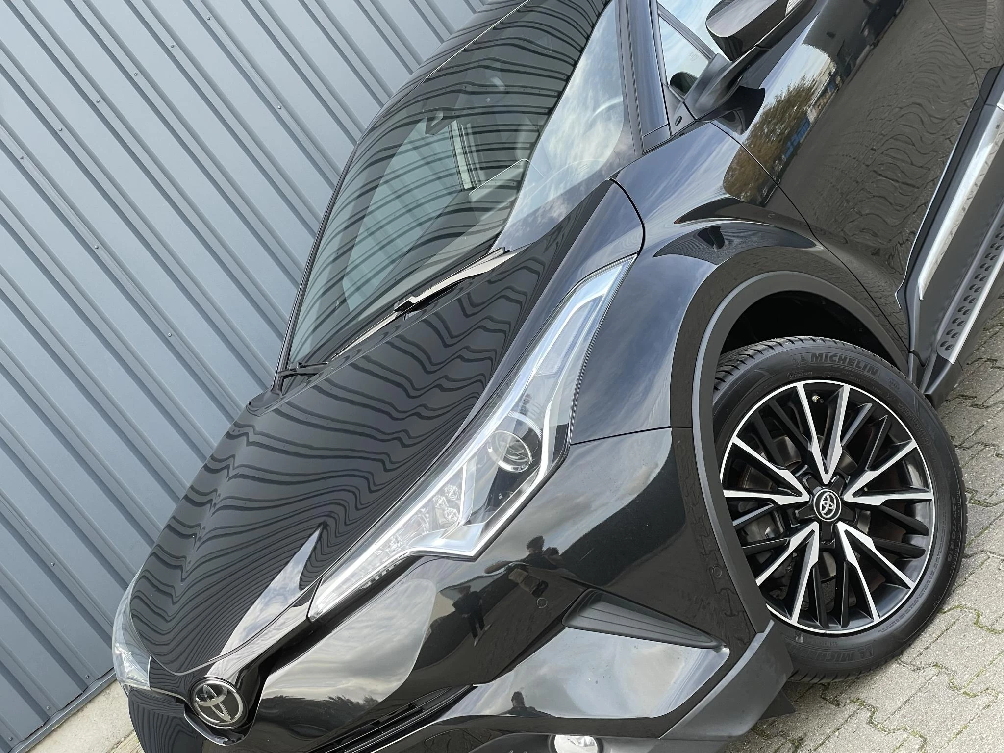 Hoofdafbeelding Toyota C-HR