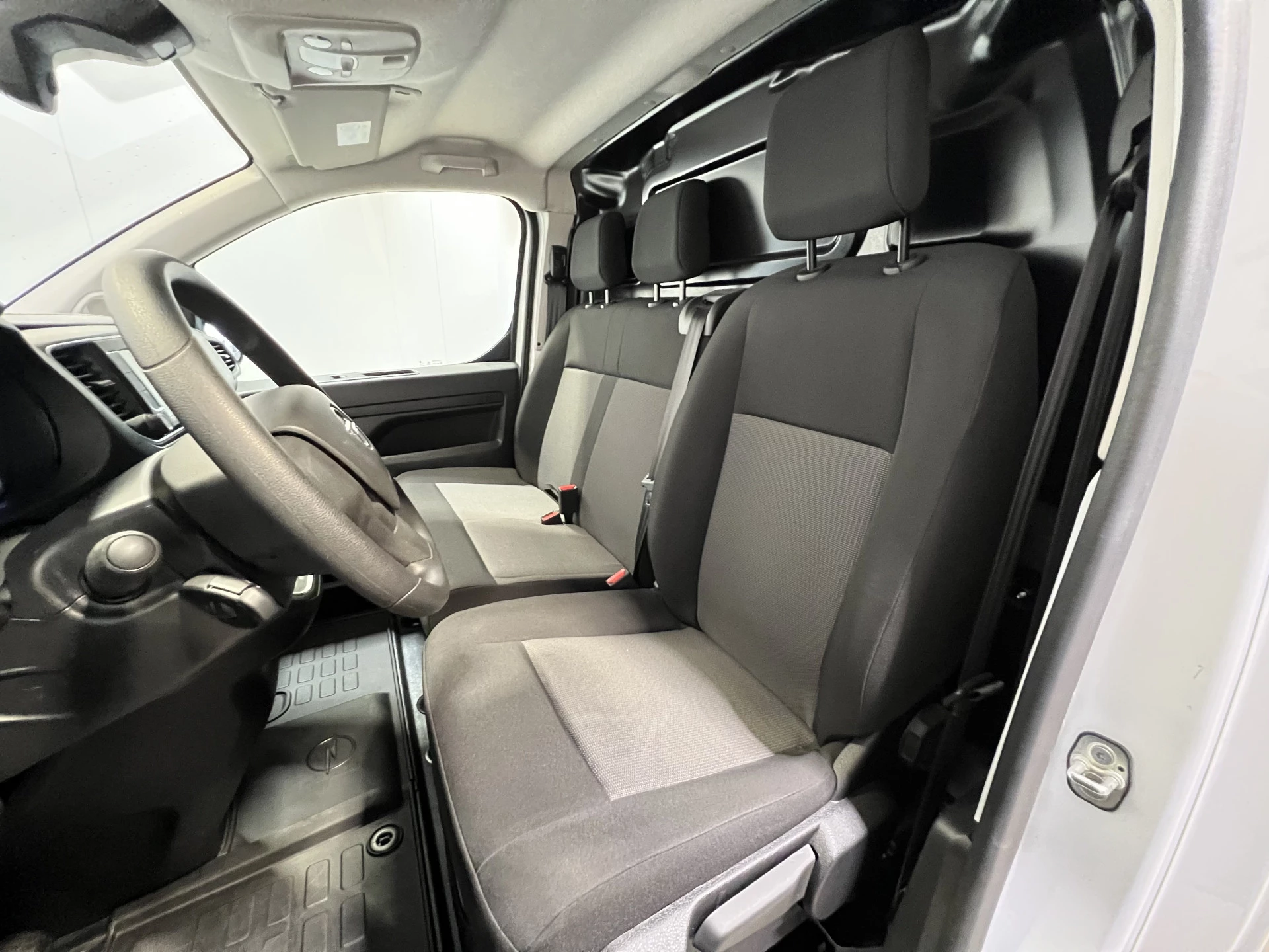 Hoofdafbeelding Opel Vivaro-e