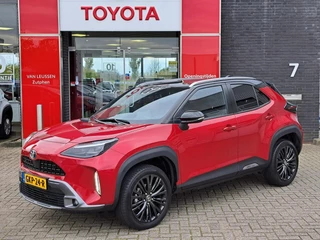 Toyota Yaris Cross 1.5 Hybrid Adventure TREKHAAK ELEK. ACHTERKLEP PDC LAGE KM-STAND APPLE & ANDROID BI-TONE HEAD-UP BLIND SPOT