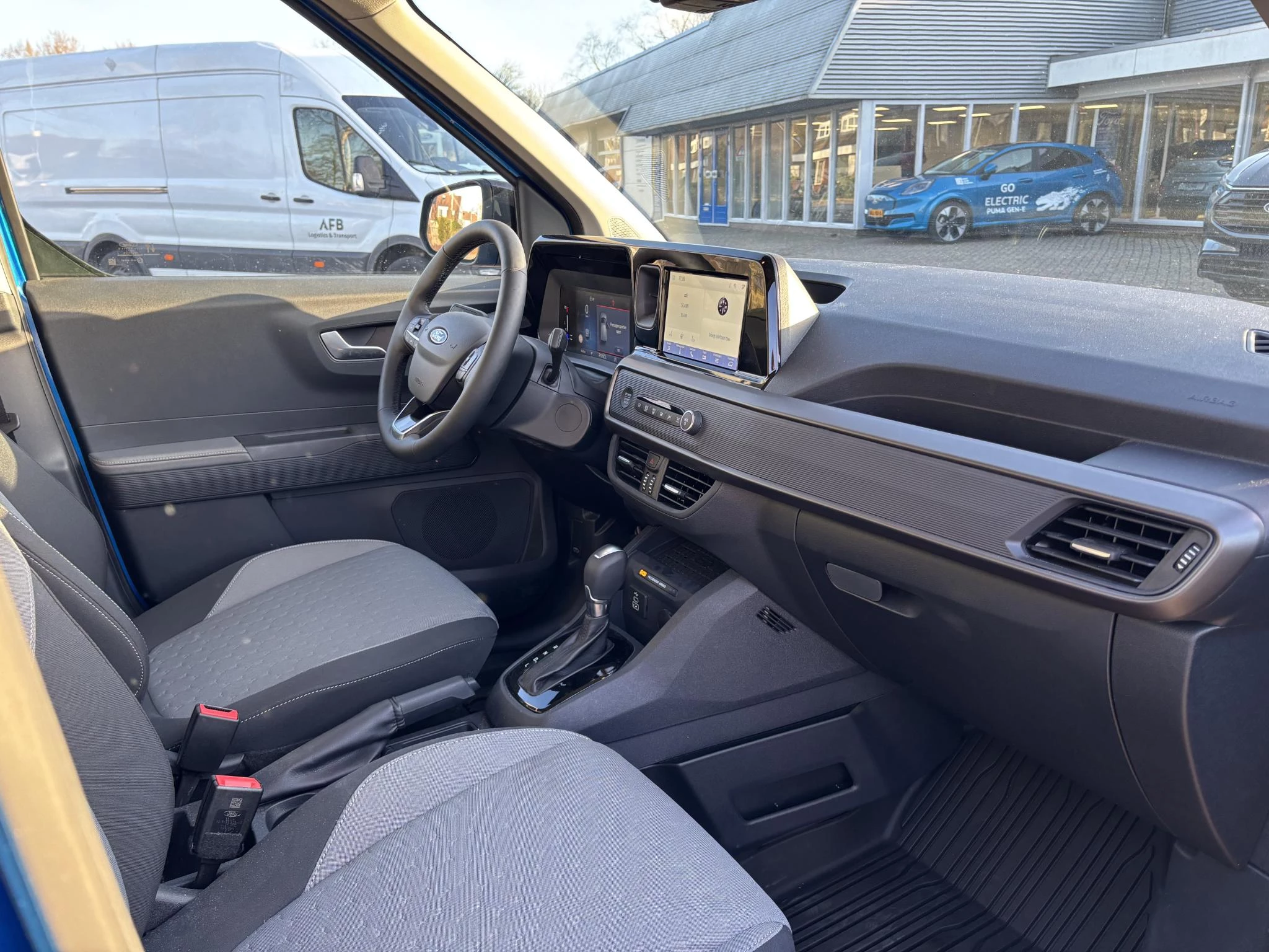 Hoofdafbeelding Ford Transit Courier