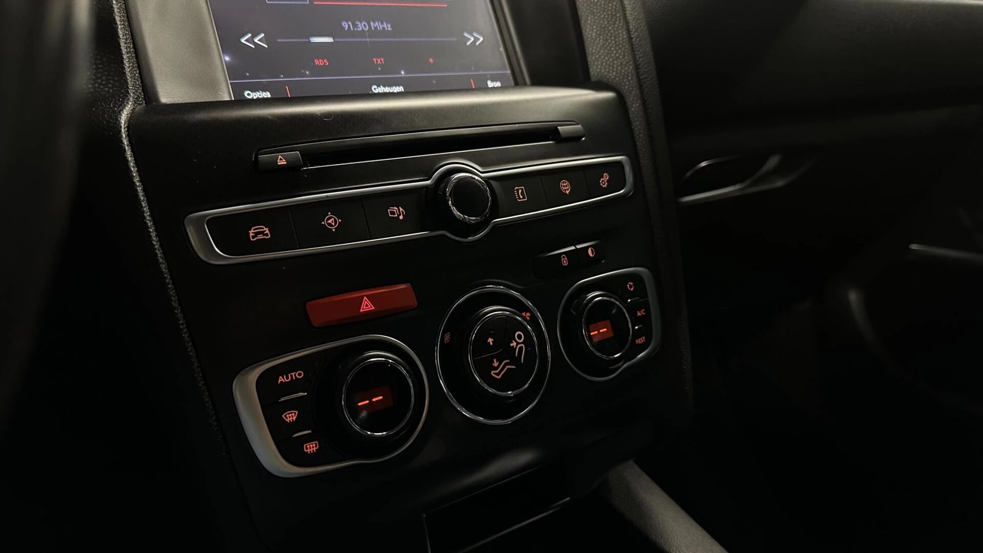 Hoofdafbeelding DS DS 4