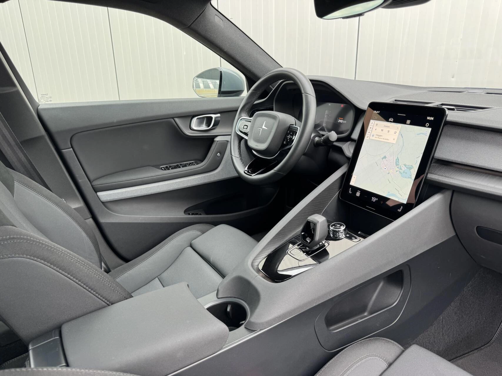 Hoofdafbeelding Polestar 2