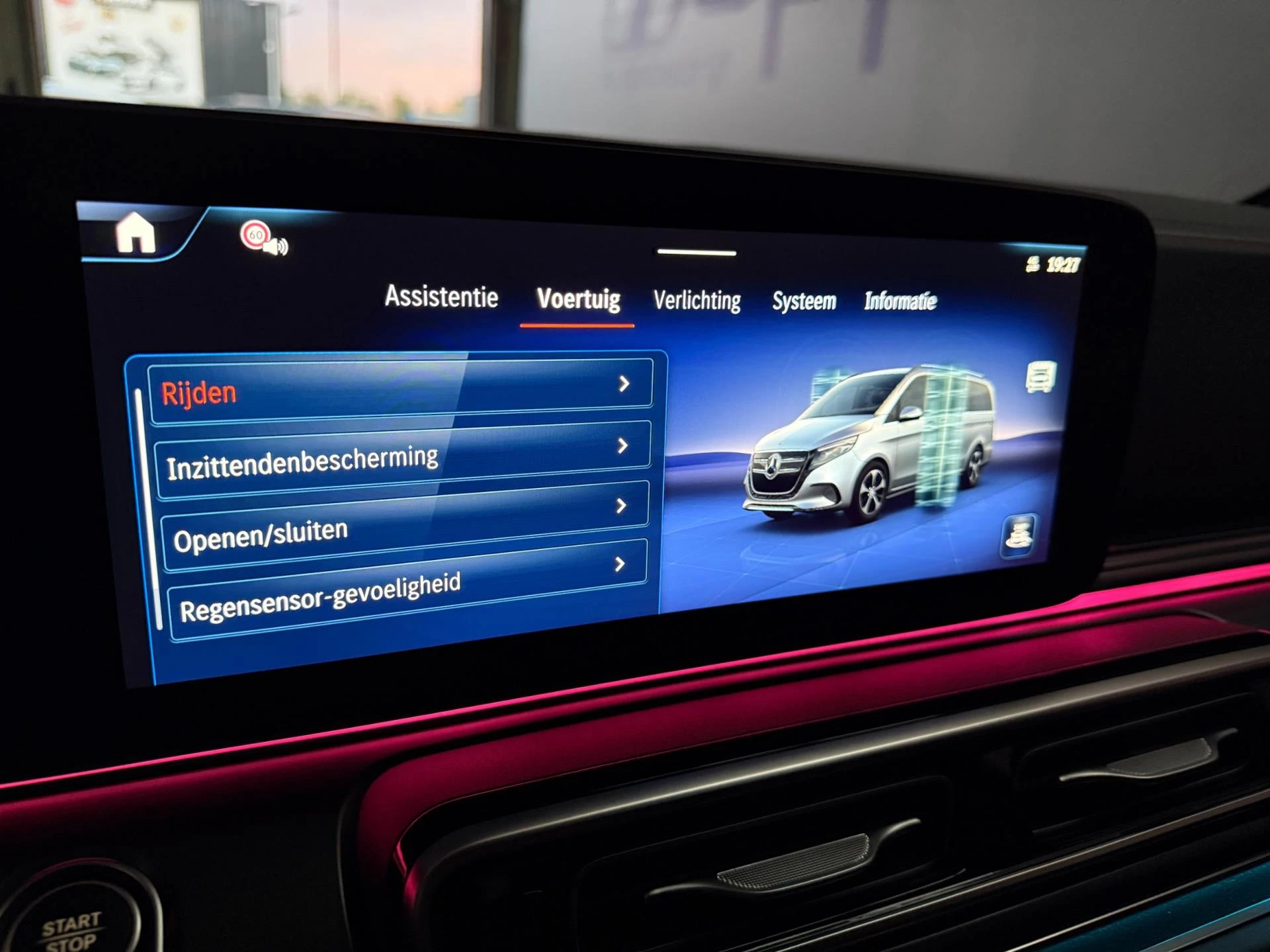 Hoofdafbeelding Mercedes-Benz EQV