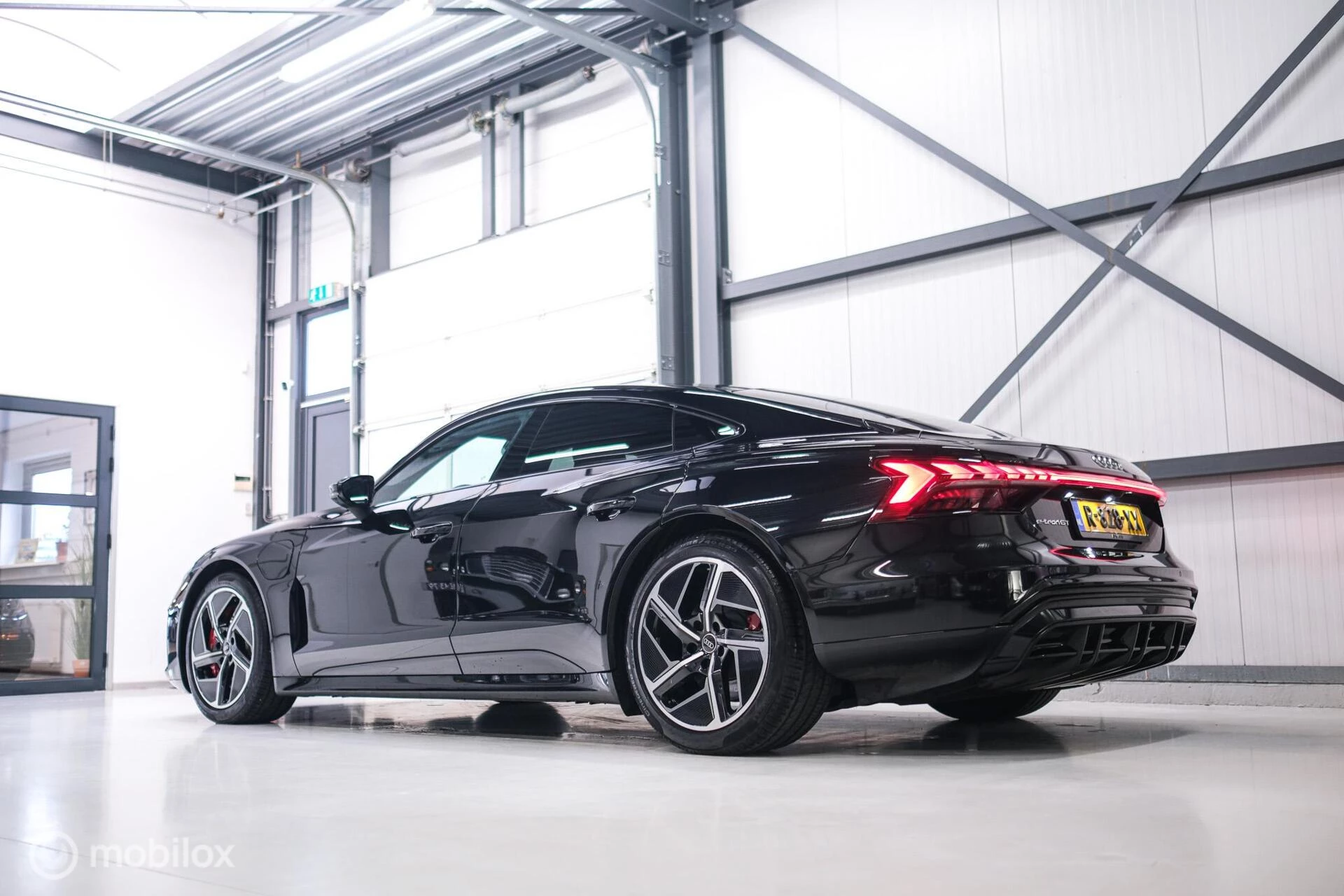 Hoofdafbeelding Audi e-tron GT