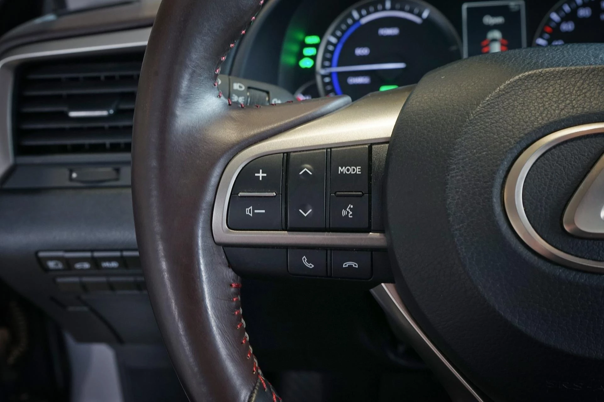 Hoofdafbeelding Lexus RX