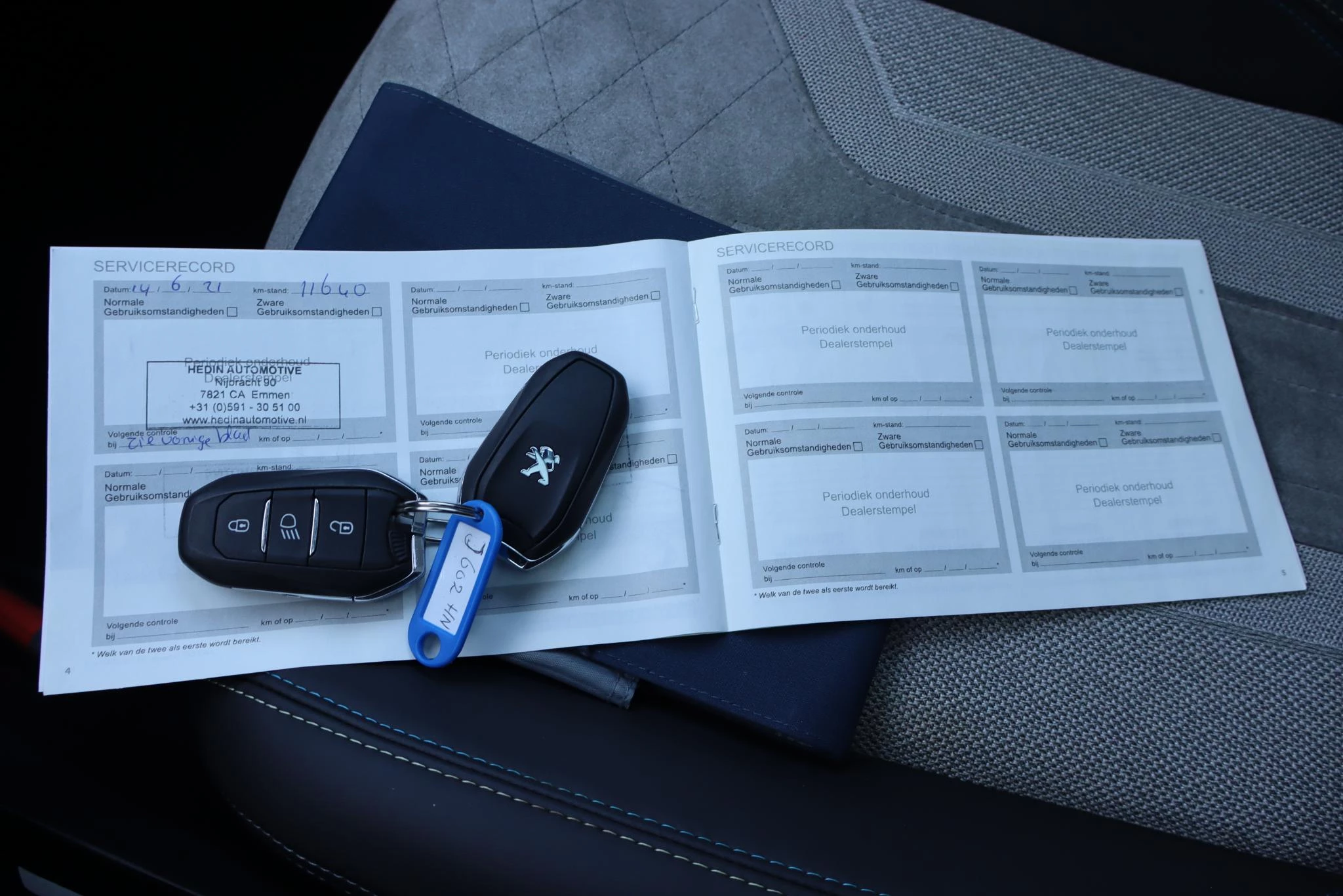 Hoofdafbeelding Peugeot e-208