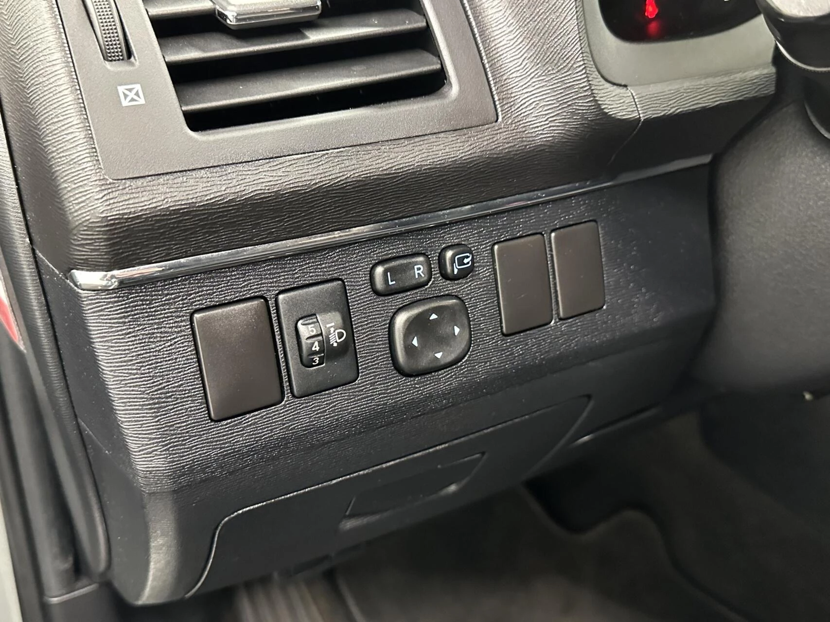 Hoofdafbeelding Toyota Avensis