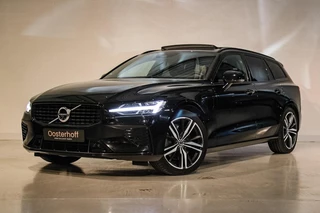 Hoofdafbeelding Volvo V60 Volvo V60 2.0 T6 Recharge AWD R-Design B&W | PANO | 360