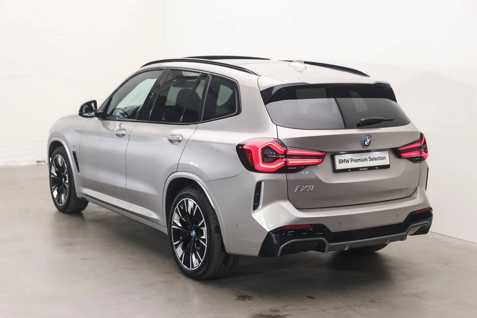 Hoofdafbeelding BMW iX3