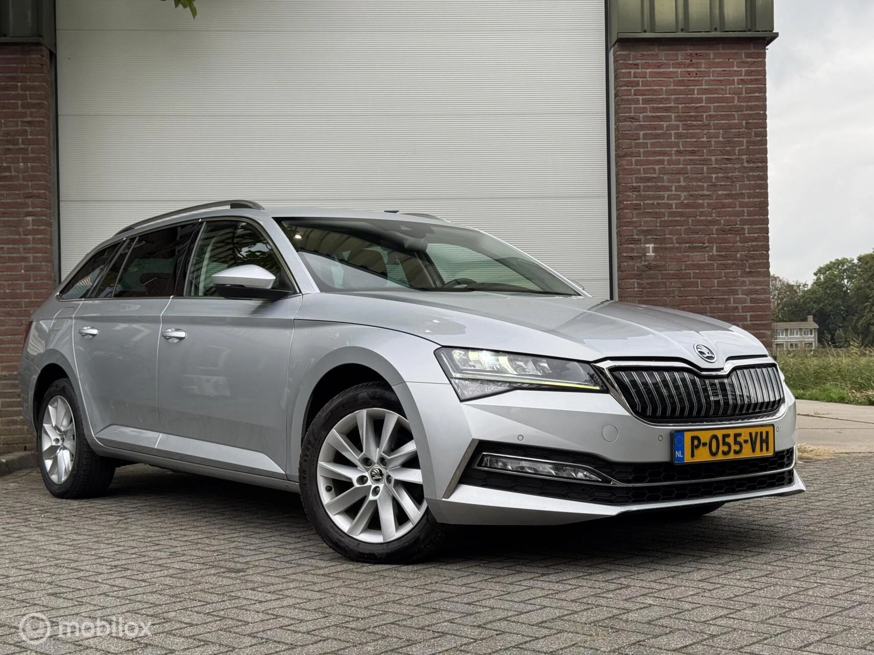Hoofdafbeelding Škoda Superb